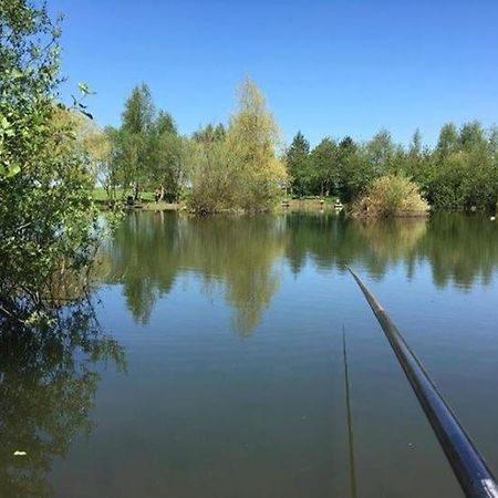 Elton Barn Fishery & Retreat Nottingham Luaran gambar